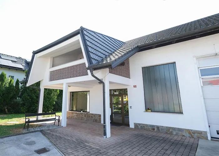 Hisa Perla Dom wakacyjny Bostanj